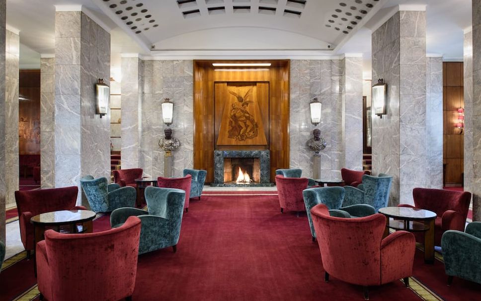 Balai Menunggu Gambar