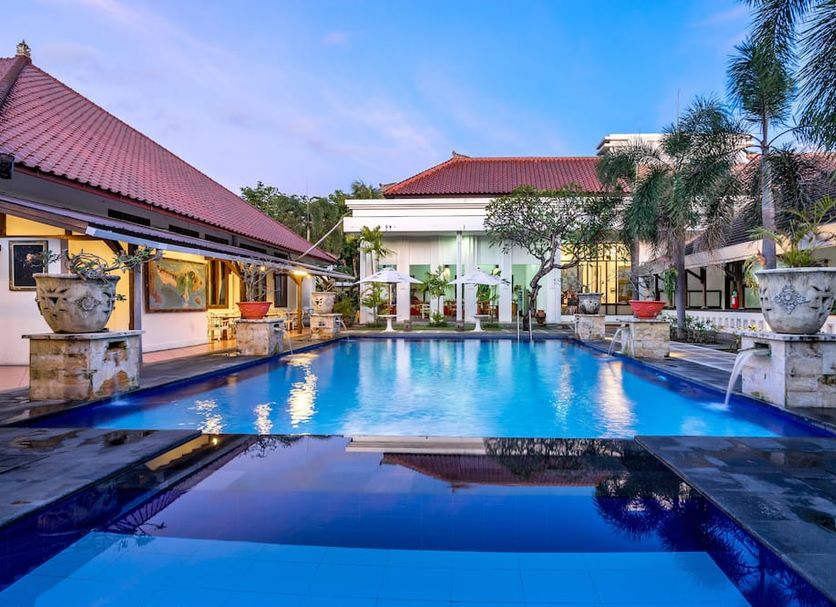 Kolam renang Gambar