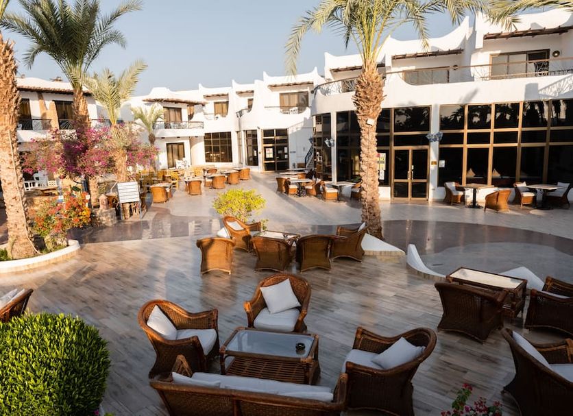 Patio Gambar