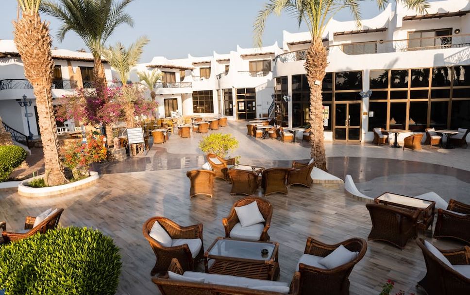 Patio Gambar