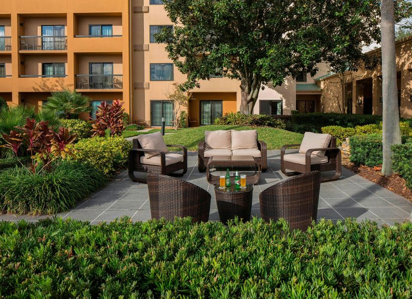 Patio Gambar