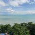 Pemandangan luar