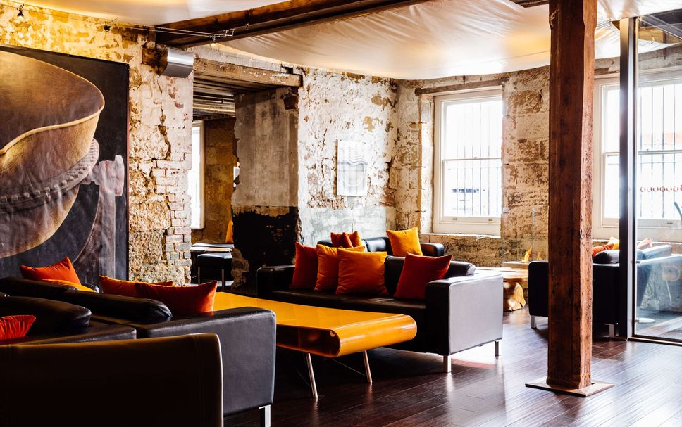 Balai Menunggu Gambar