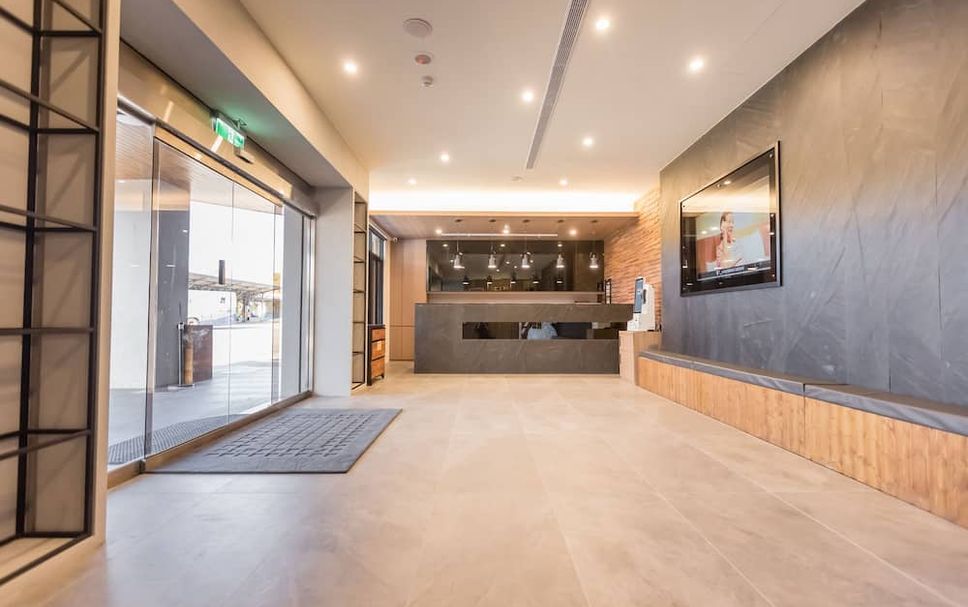 Meja Penyambut Tetamu Gambar