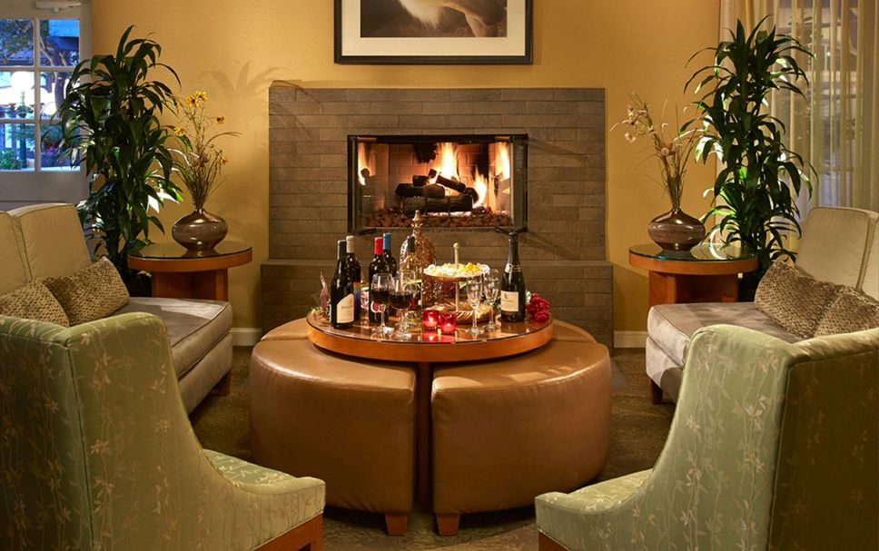 Balai Menunggu Gambar