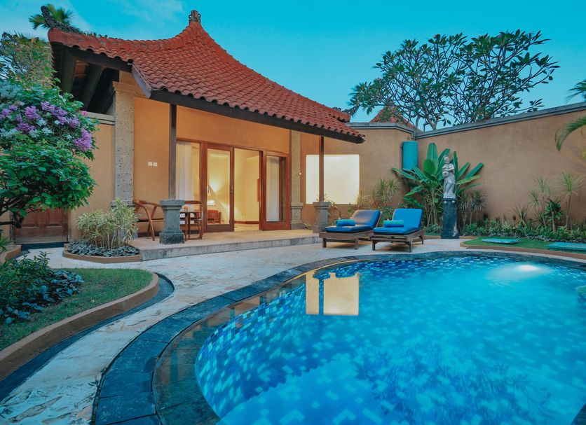 Kolam renang Gambar