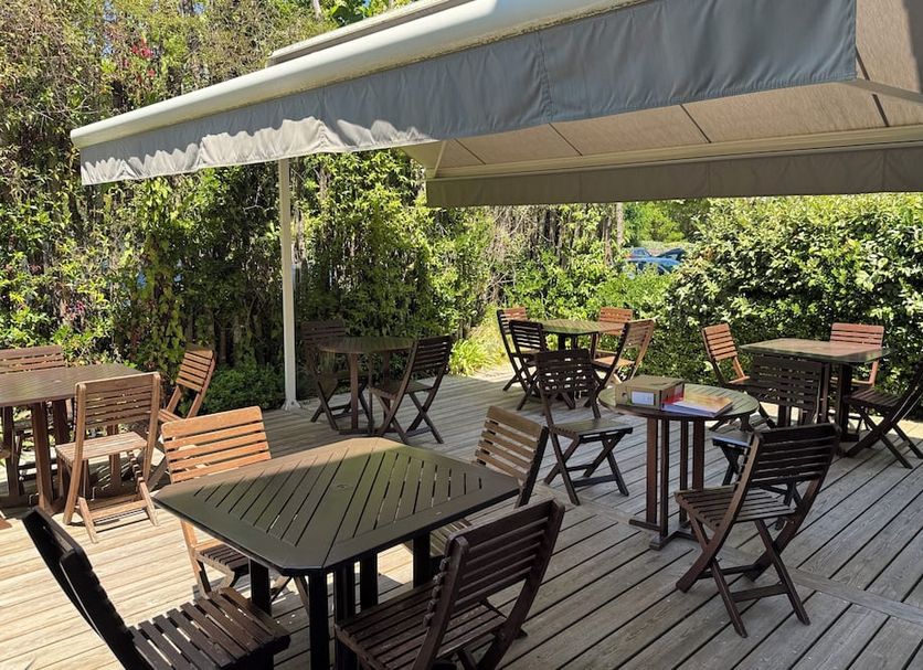 Patio Gambar