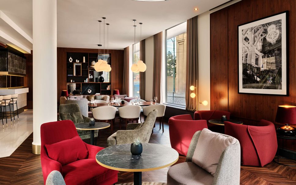 Balai Menunggu Gambar