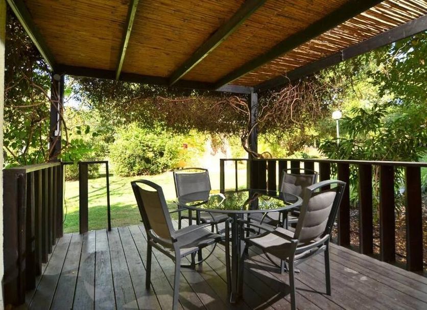 Patio Gambar