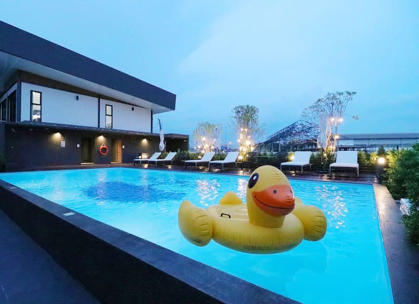 Kolam renang Gambar