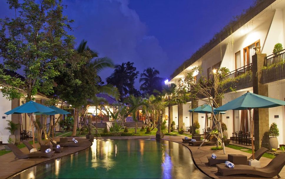 Kolam renang Gambar