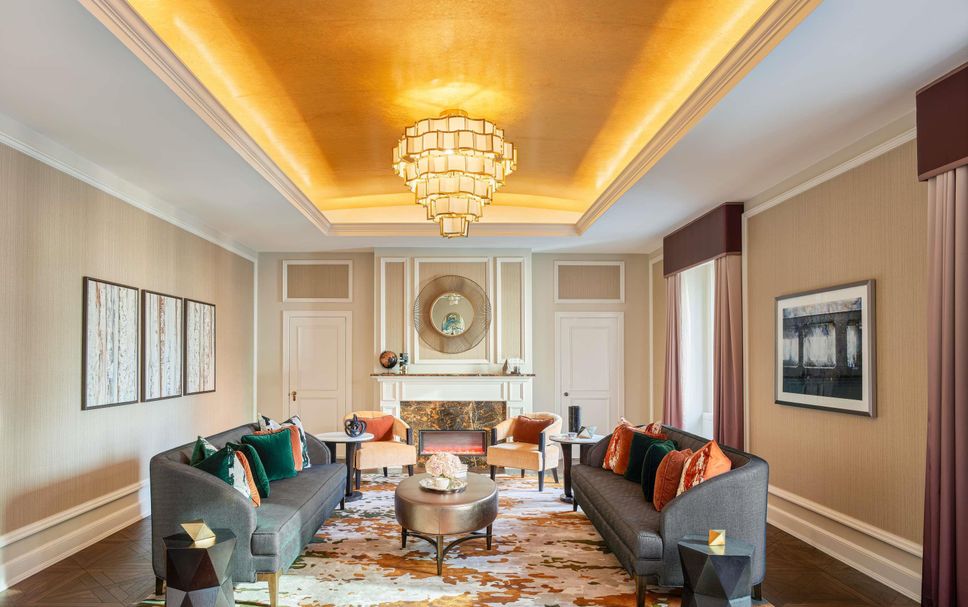 Balai Menunggu Gambar