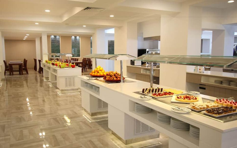 Buffet Gambar