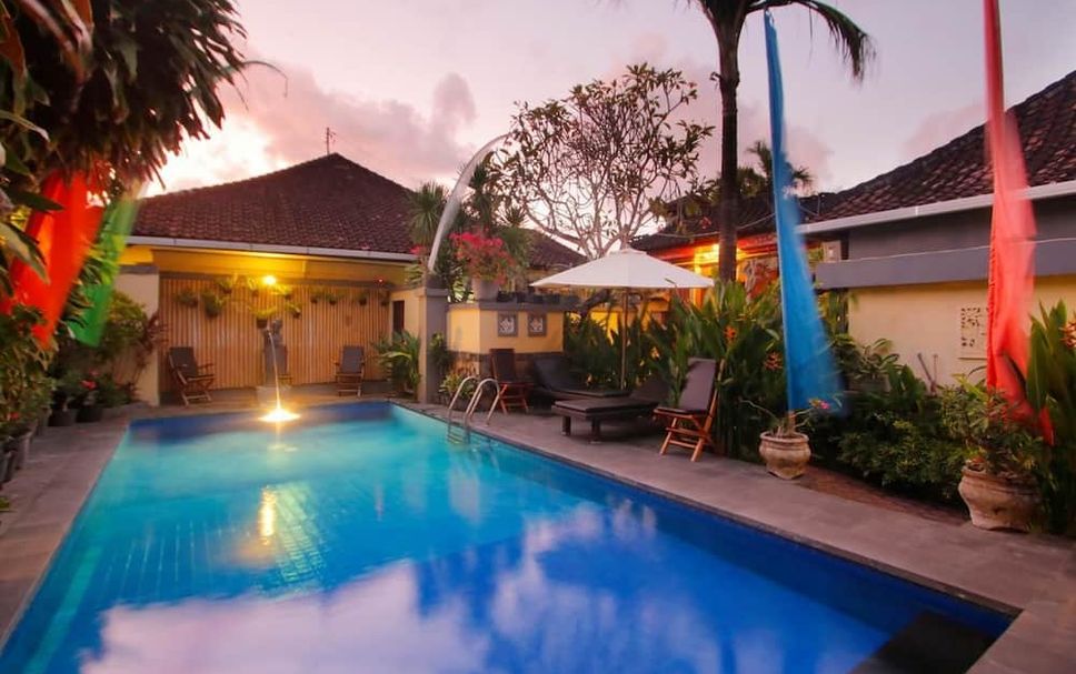 Kolam renang Gambar