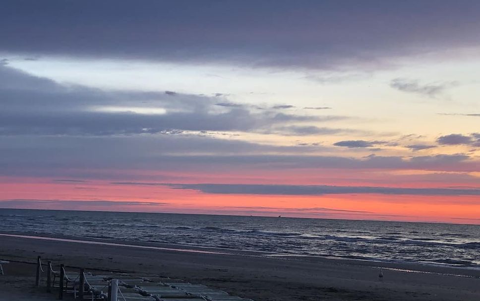 Pantai Gambar