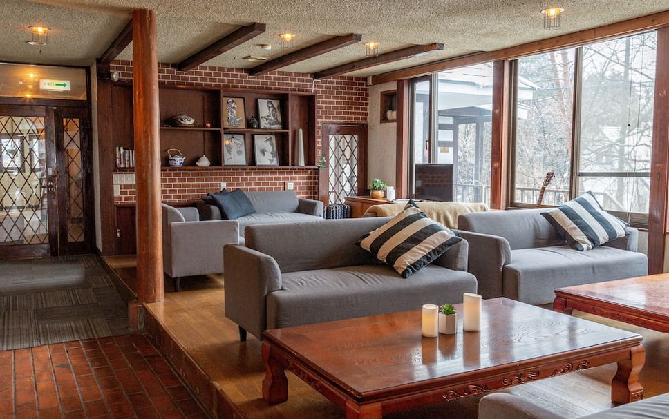 Balai Menunggu Gambar