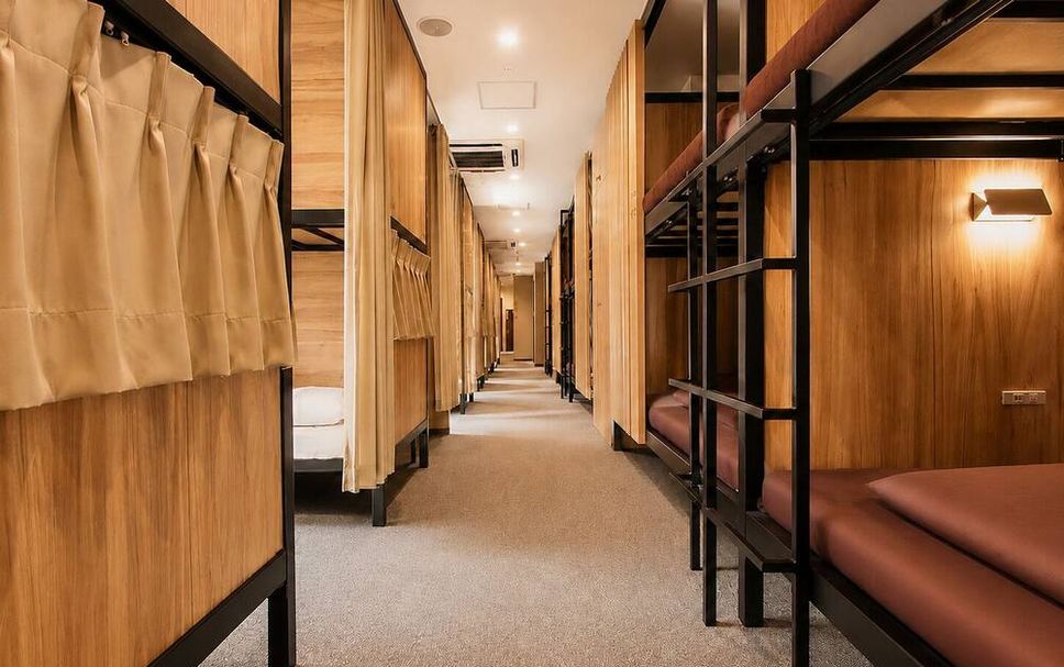 hallway Gambar