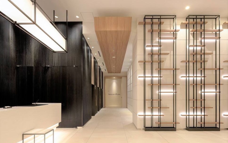 hallway Gambar