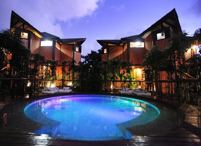 Kolam renang Gambar