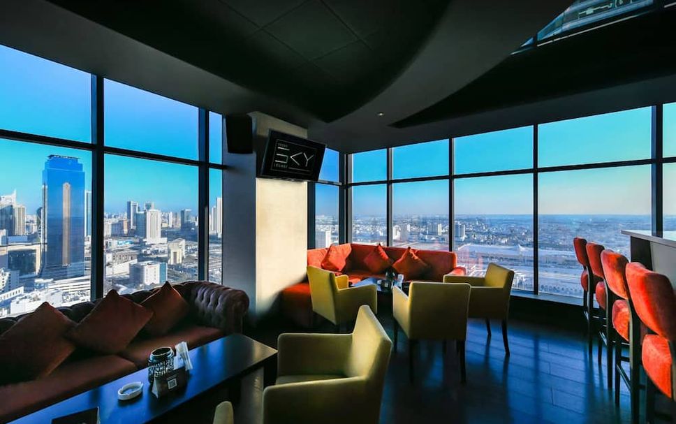 Balai Menunggu Gambar