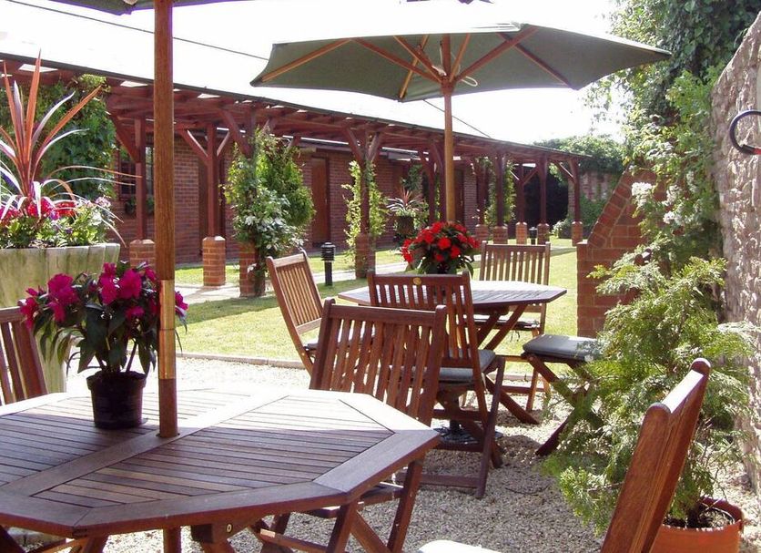 Patio Gambar