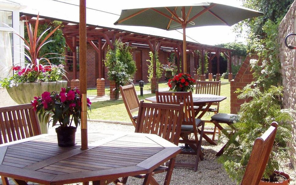 Patio Gambar