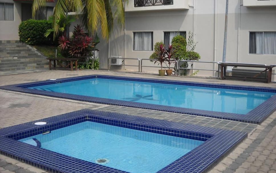 Kolam renang Gambar