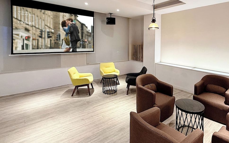 Balai Menunggu Gambar