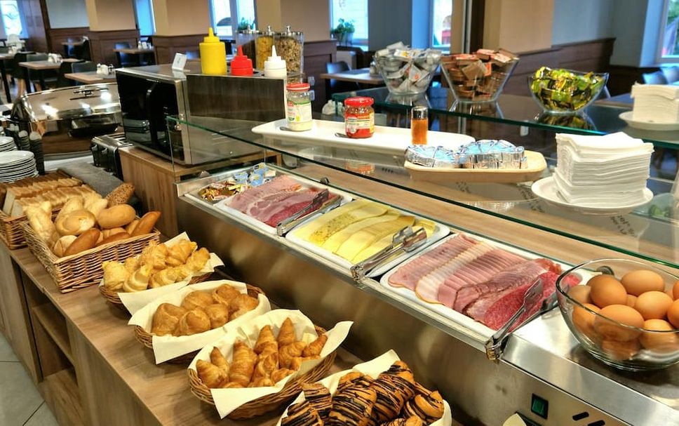 Buffet Gambar