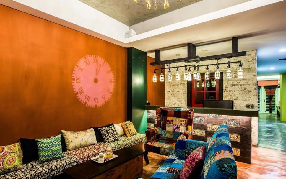 Balai Menunggu Gambar