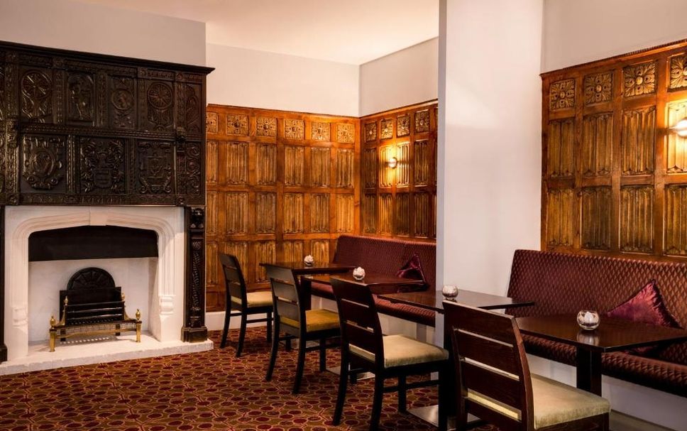 Balai Menunggu Gambar