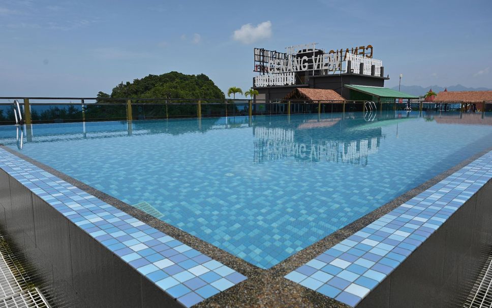 Kolam renang Gambar