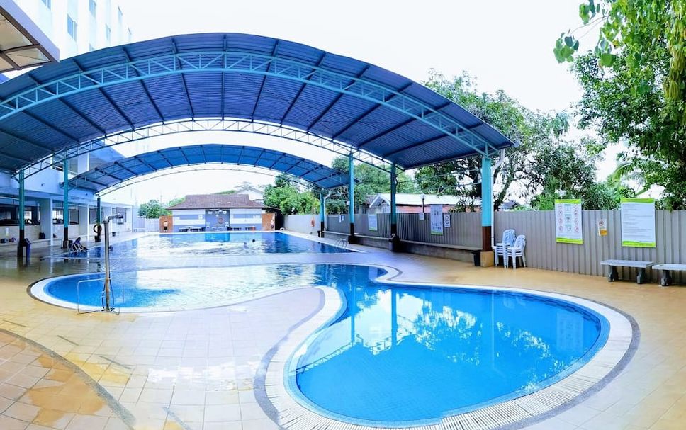 Kolam renang Gambar