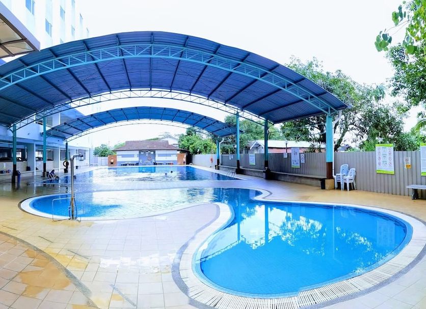 Kolam renang Gambar
