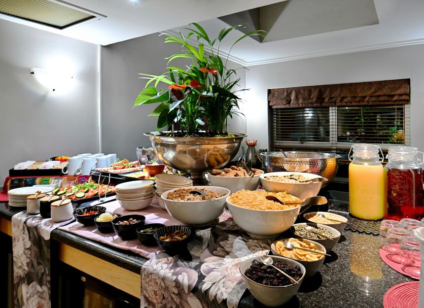 Buffet Gambar