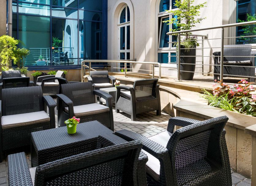 Patio Gambar