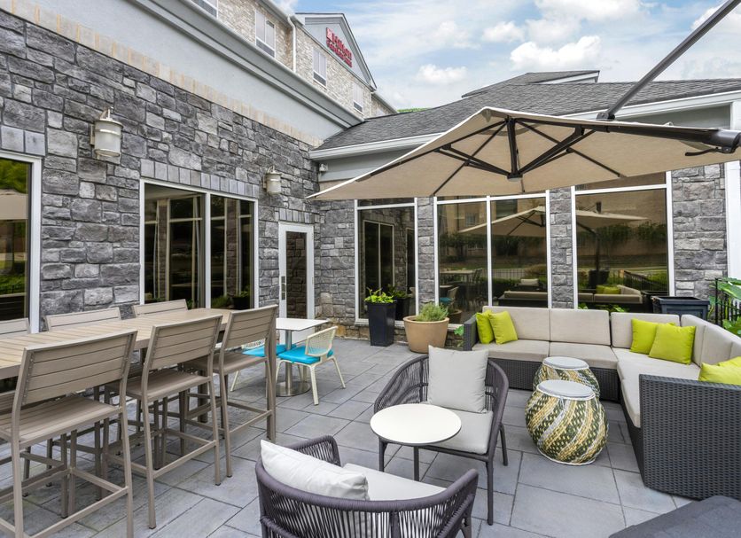 Patio Gambar