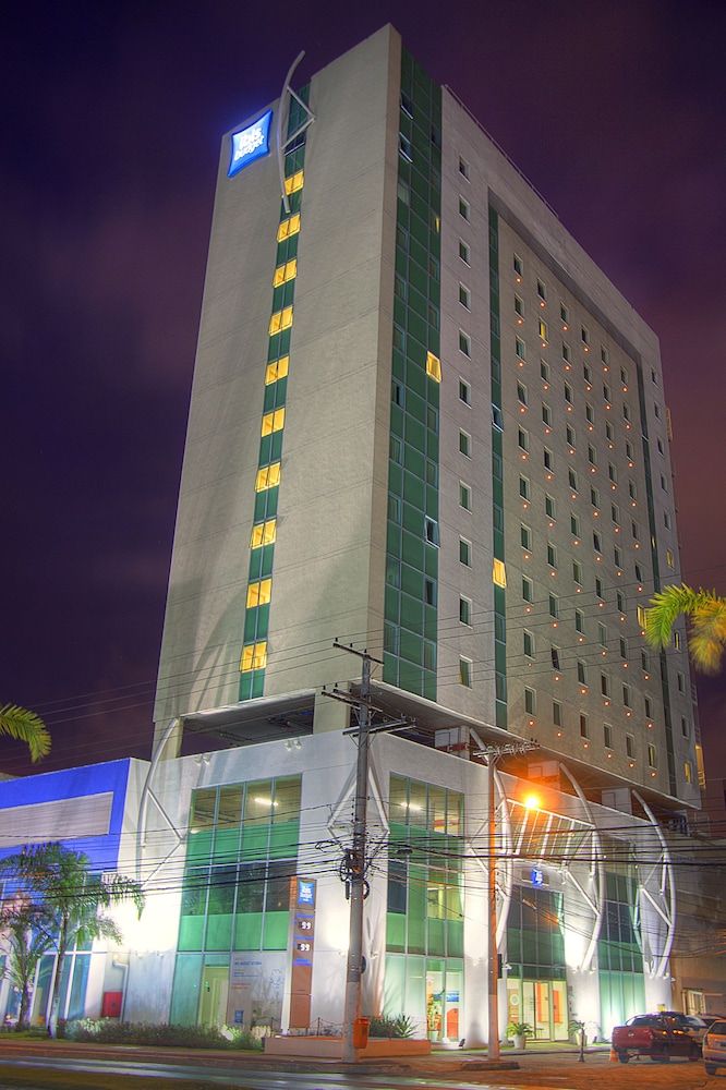 Bangunan