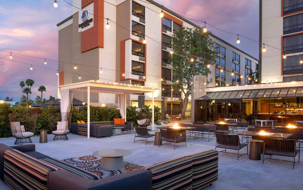Patio Gambar