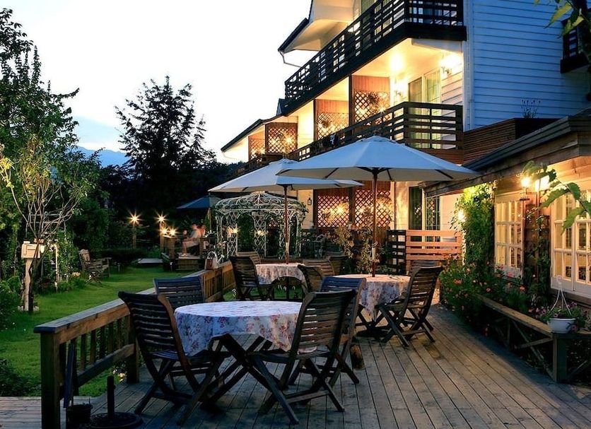 Patio Gambar