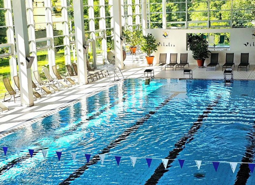Kolam renang Gambar