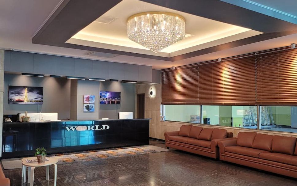 Meja Penyambut Tetamu Gambar