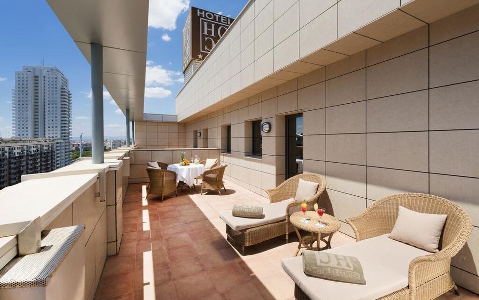 Balkoni Gambar