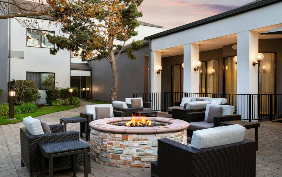 Patio Gambar