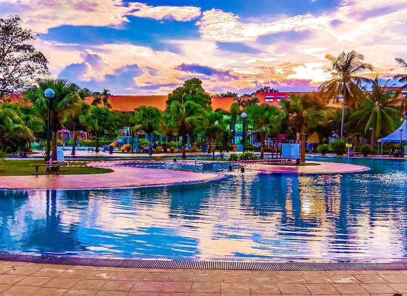 Kolam renang Gambar