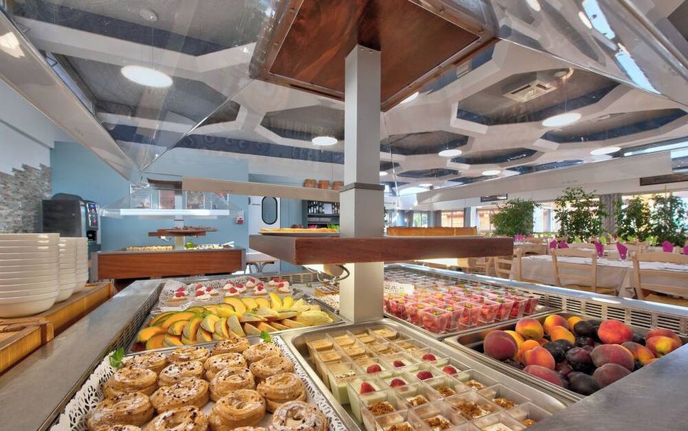 Buffet Gambar
