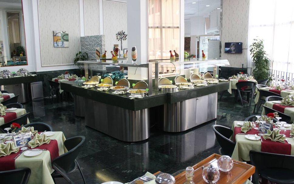 Buffet Gambar