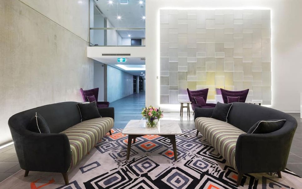 Balai Menunggu Gambar