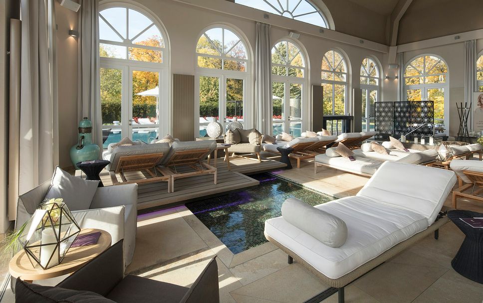 Balai Menunggu Gambar