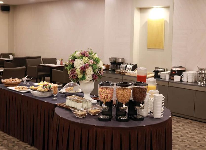 Buffet Gambar